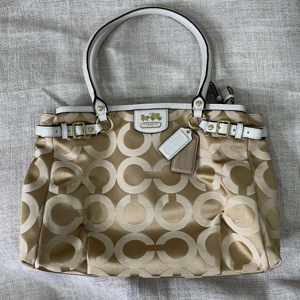 Coach Madison Op Art Kara Carryall